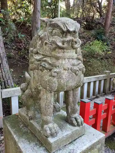 大伴神社の狛犬