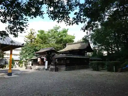 石坐神社の建物その他