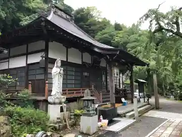 鏡円坊の本殿・本堂