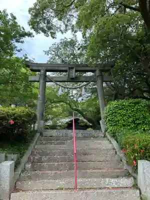 天神社の{uncategorized: "未分類", other: "その他", undefined: "問題あり", building: "その他建物", grave: "お墓", sacred_gate: "鳥居", guardian: "狛犬", statue: "像", buddha: "仏像", history: "歴史", nature: "自然", garden: "庭園", animal: "動物", pagoda: "塔", temizu: "手水舎", mountain_gate: "山門・神門", sanctuary: "本殿・本堂", subordinate: "末社・摂社", art: "芸術", scenery: "景色", jizo: "地蔵", ema: "絵馬", goshuin: "御朱印", omikuji: "おみくじ", items: "授与品その他", amulet: "お守り", goshuincho: "御朱印帳", eats: "食事", festival: "お祭り", votive_dance: "神楽", shichigosan: "七五三参", wedding: "結婚式", experience: "体験その他", initially: "初詣", around: "周辺", anti_infection: "感染症対策"}