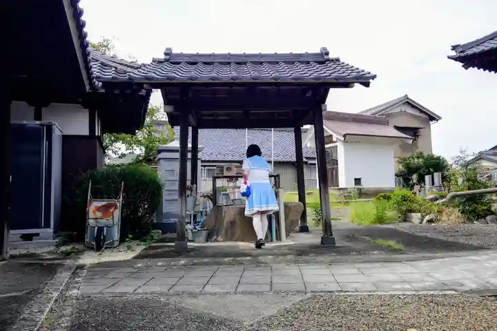 正法寺の手水舎