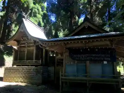 早楢神社の本殿・本堂