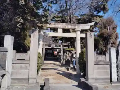諏訪神社の鳥居