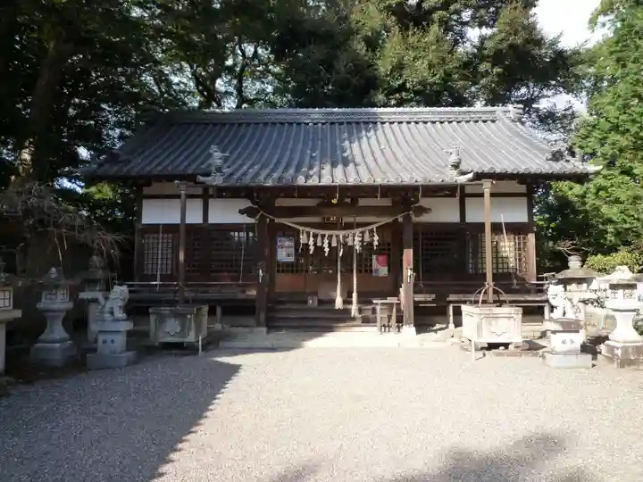 関神社の本殿・本堂