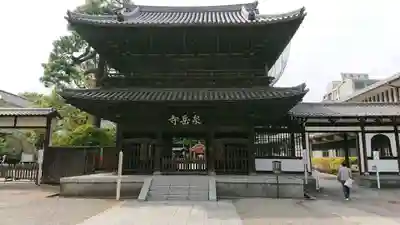 泉岳寺の山門・神門