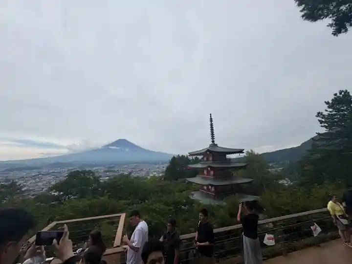 新倉富士浅間神社(山梨県)