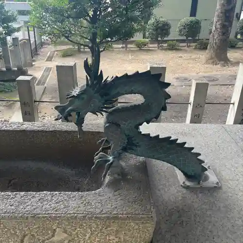 外山神社の手水舎