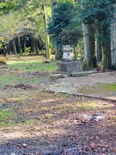 雲井宮郷造神社の末社