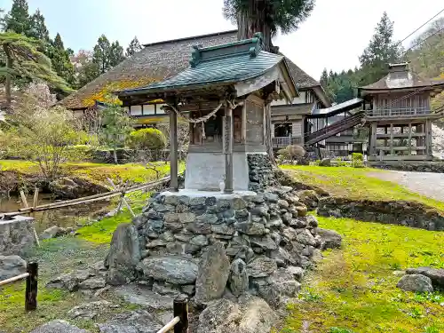 正法寺の末社