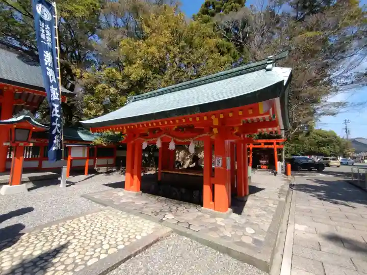 熊野速玉大社の{uncategorized: "未分類", other: "その他", undefined: "問題あり", building: "その他建物", grave: "お墓", sacred_gate: "鳥居", guardian: "狛犬", statue: "像", buddha: "仏像", history: "歴史", nature: "自然", garden: "庭園", animal: "動物", pagoda: "塔", temizu: "手水舎", mountain_gate: "山門・神門", sanctuary: "本殿・本堂", subordinate: "末社・摂社", art: "芸術", scenery: "景色", jizo: "地蔵", ema: "絵馬", goshuin: "御朱印", omikuji: "おみくじ", items: "授与品その他", amulet: "お守り", goshuincho: "御朱印帳", eats: "食事", festival: "お祭り", votive_dance: "神楽", shichigosan: "七五三参", wedding: "結婚式", experience: "体験その他", initially: "初詣", around: "周辺", anti_infection: "感染症対策"}