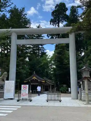 白山比咩神社の鳥居