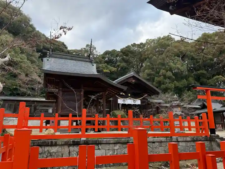 龍田大社の{uncategorized: "未分類", other: "その他", undefined: "問題あり", building: "その他建物", grave: "お墓", sacred_gate: "鳥居", guardian: "狛犬", statue: "像", buddha: "仏像", history: "歴史", nature: "自然", garden: "庭園", animal: "動物", pagoda: "塔", temizu: "手水舎", mountain_gate: "山門・神門", sanctuary: "本殿・本堂", subordinate: "末社・摂社", art: "芸術", scenery: "景色", jizo: "地蔵", ema: "絵馬", goshuin: "御朱印", omikuji: "おみくじ", items: "授与品その他", amulet: "お守り", goshuincho: "御朱印帳", eats: "食事", festival: "お祭り", votive_dance: "神楽", shichigosan: "七五三参", wedding: "結婚式", experience: "体験その他", initially: "初詣", around: "周辺", anti_infection: "感染症対策"}