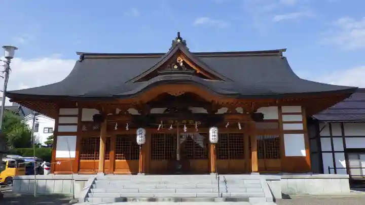武井神社の本殿・本堂