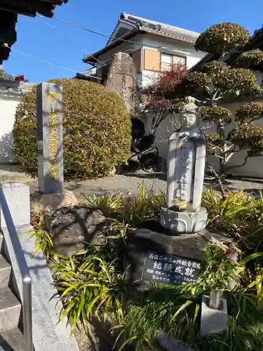 多聞寺の山門