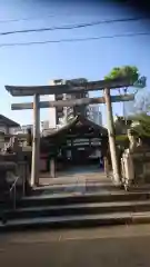 三輪神社の鳥居