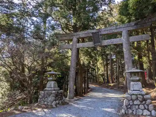 砥鹿神社（奥宮）の鳥居