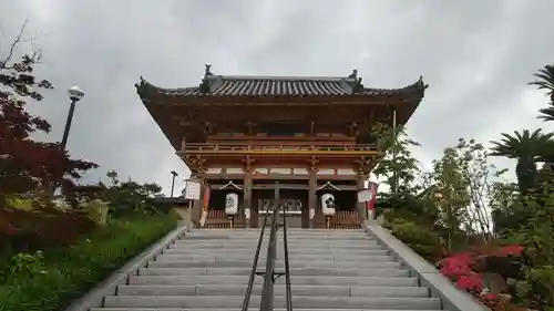 総持寺の山門・神門