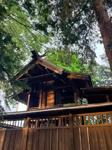 白鬚神社の{uncategorized: "未分類", other: "その他", undefined: "問題あり", building: "その他建物", grave: "お墓", sacred_gate: "鳥居", guardian: "狛犬", statue: "像", buddha: "仏像", history: "歴史", nature: "自然", garden: "庭園", animal: "動物", pagoda: "塔", temizu: "手水舎", mountain_gate: "山門・神門", sanctuary: "本殿・本堂", subordinate: "末社・摂社", art: "芸術", scenery: "景色", jizo: "地蔵", ema: "絵馬", goshuin: "御朱印", omikuji: "おみくじ", items: "授与品その他", amulet: "お守り", goshuincho: "御朱印帳", eats: "食事", festival: "お祭り", votive_dance: "神楽", shichigosan: "七五三参", wedding: "結婚式", experience: "体験その他", initially: "初詣", around: "周辺", anti_infection: "感染症対策"}