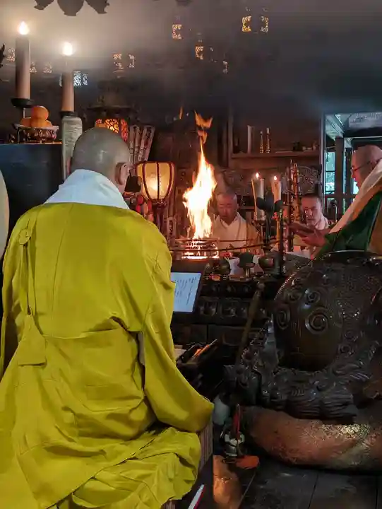 玉眞院玉川大師の本殿・本堂