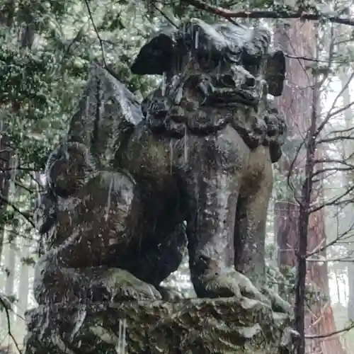 幌内神社の狛犬