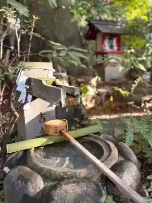 御器所八幡宮の{uncategorized: "未分類", other: "その他", undefined: "問題あり", building: "その他建物", grave: "お墓", sacred_gate: "鳥居", guardian: "狛犬", statue: "像", buddha: "仏像", history: "歴史", nature: "自然", garden: "庭園", animal: "動物", pagoda: "塔", temizu: "手水舎", mountain_gate: "山門・神門", sanctuary: "本殿・本堂", subordinate: "末社・摂社", art: "芸術", scenery: "景色", jizo: "地蔵", ema: "絵馬", goshuin: "御朱印", omikuji: "おみくじ", items: "授与品その他", amulet: "お守り", goshuincho: "御朱印帳", eats: "食事", festival: "お祭り", votive_dance: "神楽", shichigosan: "七五三参", wedding: "結婚式", experience: "体験その他", initially: "初詣", around: "周辺", anti_infection: "感染症対策"}