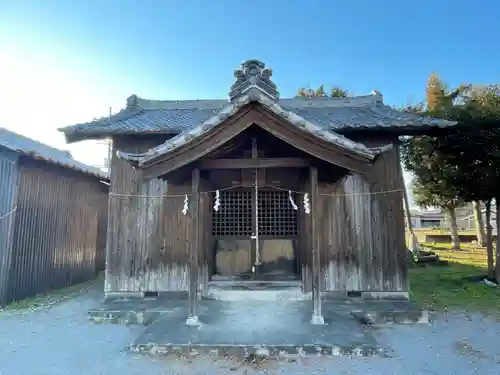 十二社神社の本殿