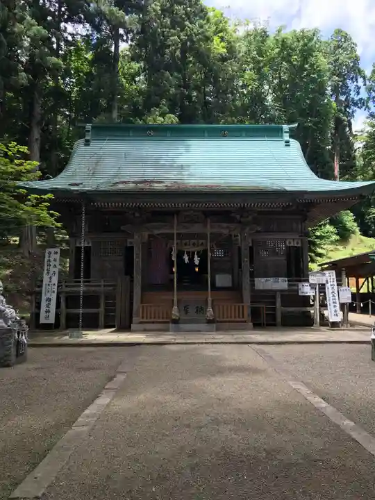 熊野神社の本殿・本堂