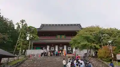 輪王寺の本殿・本堂