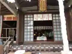 荒井神社の本殿