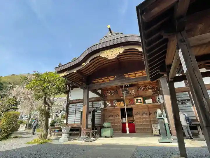 大慈寺の本殿・本堂