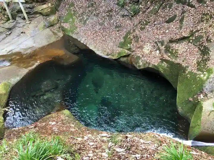 龍鎮神社(奈良県)