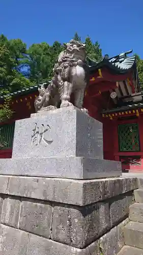 日光二荒山神社中宮祠の狛犬