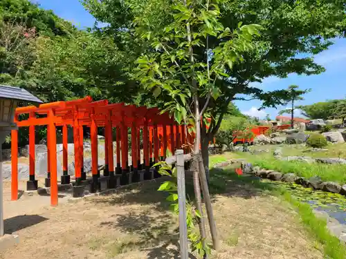 高山稲荷神社の鳥居