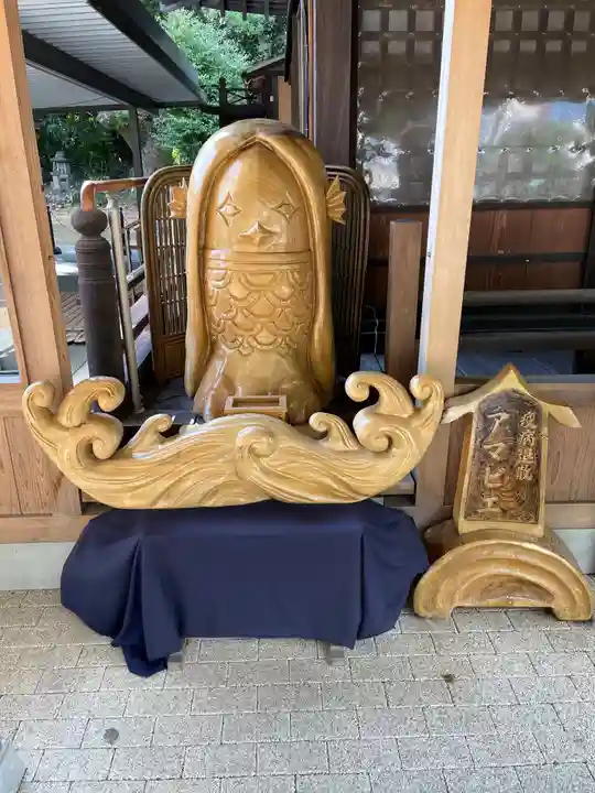 諫早神社(九州総守護 四面宮)の像