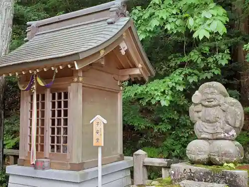 湯泉神社の末社