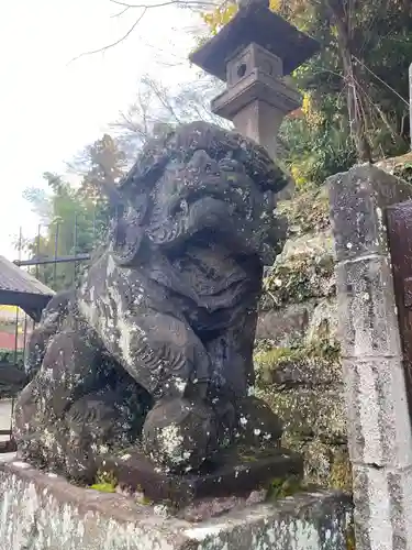 第六天社の狛犬