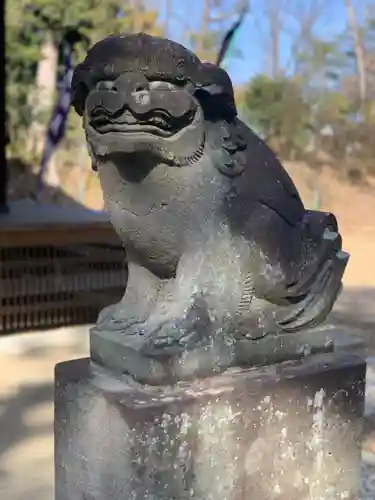 白鳥神社の狛犬