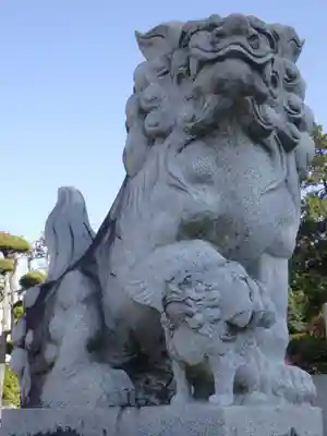 白山神社(二子町)の狛犬