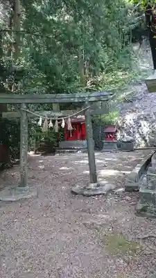 紫神社の末社・摂社