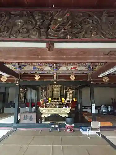 西方寺の本殿・本堂