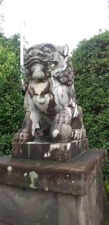 白蛇辨財天の狛犬