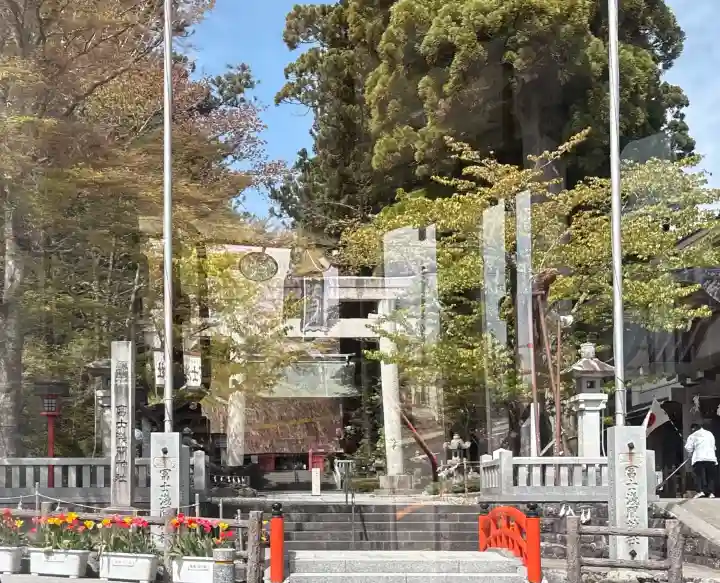 東円寺の{uncategorized: "未分類", other: "その他", undefined: "問題あり", building: "その他建物", grave: "お墓", sacred_gate: "鳥居", guardian: "狛犬", statue: "像", buddha: "仏像", history: "歴史", nature: "自然", garden: "庭園", animal: "動物", pagoda: "塔", temizu: "手水舎", mountain_gate: "山門・神門", sanctuary: "本殿・本堂", subordinate: "末社・摂社", art: "芸術", scenery: "景色", jizo: "地蔵", ema: "絵馬", goshuin: "御朱印", omikuji: "おみくじ", items: "授与品その他", amulet: "お守り", goshuincho: "御朱印帳", eats: "食事", festival: "お祭り", votive_dance: "神楽", shichigosan: "七五三参", wedding: "結婚式", experience: "体験その他", initially: "初詣", around: "周辺", anti_infection: "感染症対策"}