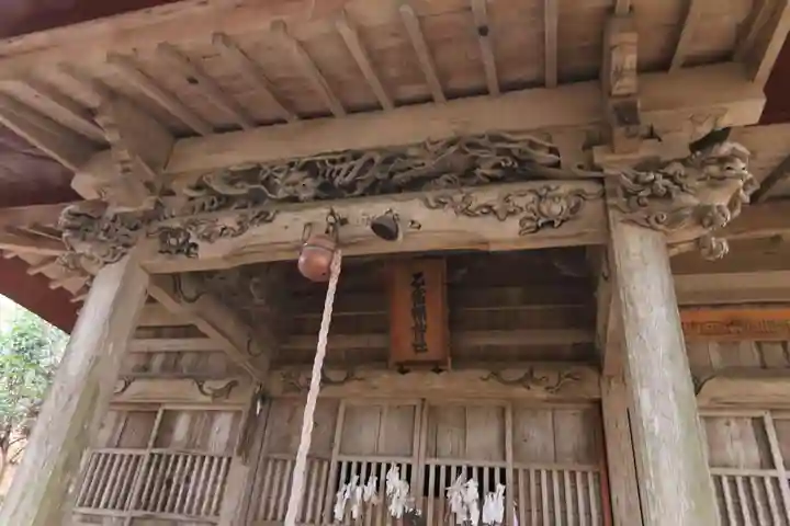 乙宿禰神社の本殿・本堂