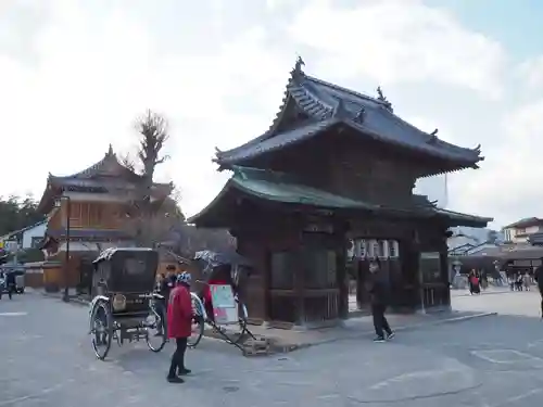 大願寺の山門