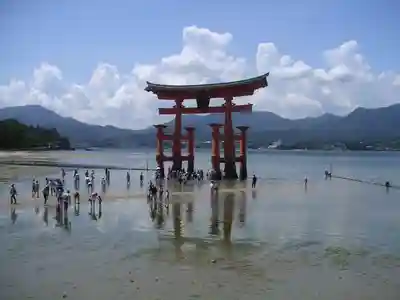 厳島神社(広島県)