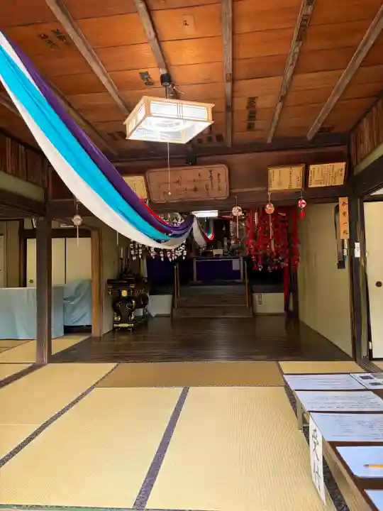 来迎寺の{uncategorized: "未分類", other: "その他", undefined: "問題あり", building: "その他建物", grave: "お墓", sacred_gate: "鳥居", guardian: "狛犬", statue: "像", buddha: "仏像", history: "歴史", nature: "自然", garden: "庭園", animal: "動物", pagoda: "塔", temizu: "手水舎", mountain_gate: "山門・神門", sanctuary: "本殿・本堂", subordinate: "末社・摂社", art: "芸術", scenery: "景色", jizo: "地蔵", ema: "絵馬", goshuin: "御朱印", omikuji: "おみくじ", items: "授与品その他", amulet: "お守り", goshuincho: "御朱印帳", eats: "食事", festival: "お祭り", votive_dance: "神楽", shichigosan: "七五三参", wedding: "結婚式", experience: "体験その他", initially: "初詣", around: "周辺", anti_infection: "感染症対策"}