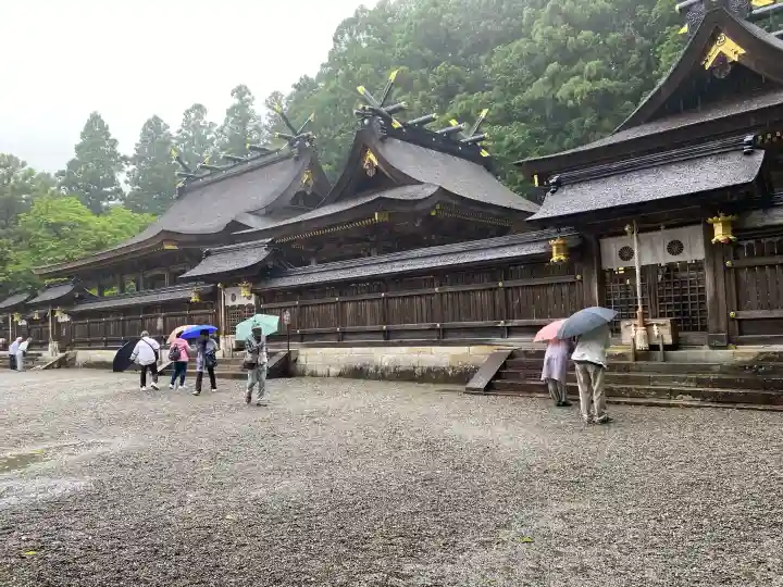 熊野本宮大社の{uncategorized: "未分類", other: "その他", undefined: "問題あり", building: "その他建物", grave: "お墓", sacred_gate: "鳥居", guardian: "狛犬", statue: "像", buddha: "仏像", history: "歴史", nature: "自然", garden: "庭園", animal: "動物", pagoda: "塔", temizu: "手水舎", mountain_gate: "山門・神門", sanctuary: "本殿・本堂", subordinate: "末社・摂社", art: "芸術", scenery: "景色", jizo: "地蔵", ema: "絵馬", goshuin: "御朱印", omikuji: "おみくじ", items: "授与品その他", amulet: "お守り", goshuincho: "御朱印帳", eats: "食事", festival: "お祭り", votive_dance: "神楽", shichigosan: "七五三参", wedding: "結婚式", experience: "体験その他", initially: "初詣", around: "周辺", anti_infection: "感染症対策"}