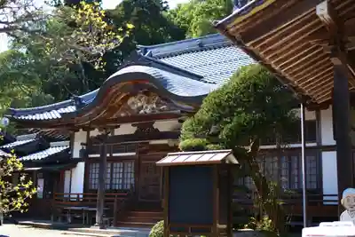 成相寺の本殿・本堂