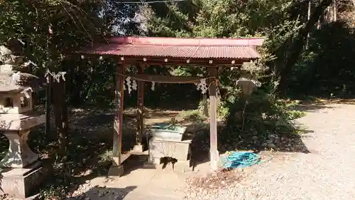 阿豆佐味天神社の手水舎