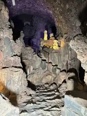 洞窟観音・徳明園・山徳記念館(群馬県)